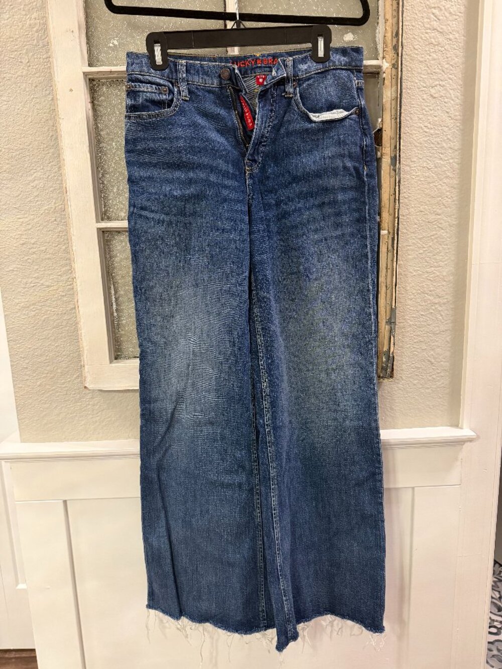 Lucky Brand High Rise Wide Leg Jeans with Raw Hem - Like New Size 4